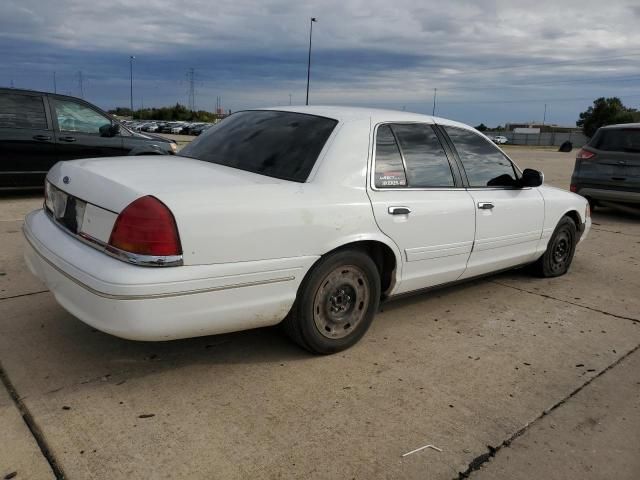 2003 Ford Crown Victoria