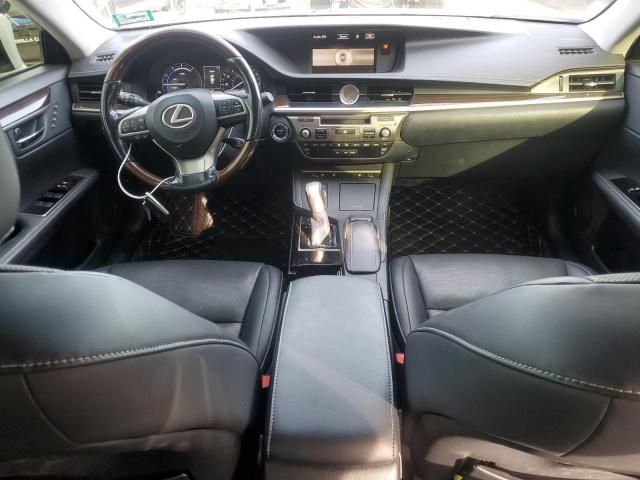 2016 Lexus ES 300H