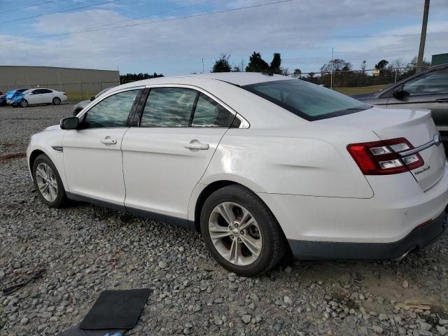 2015 Ford Taurus SEL