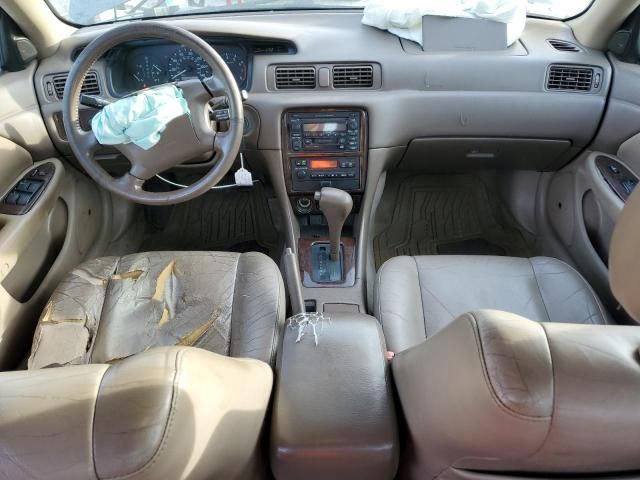 2000 Toyota Camry LE