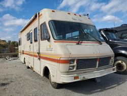 Camiones salvage sin ofertas aún a la venta en subasta: 1987 Chevrolet P30