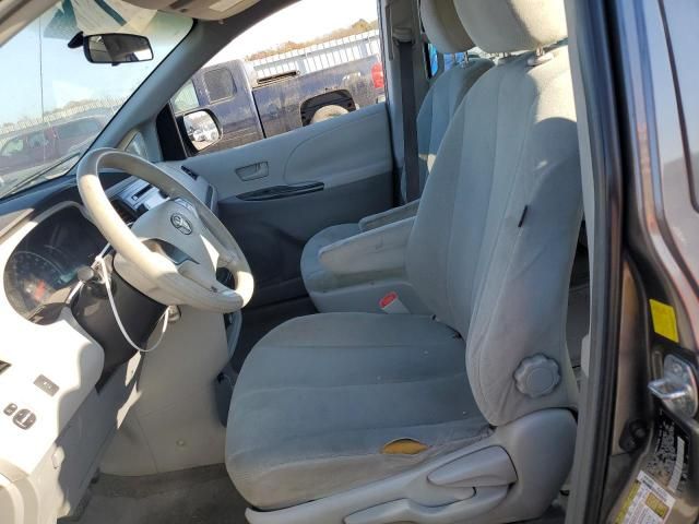 2011 Toyota Sienna Base