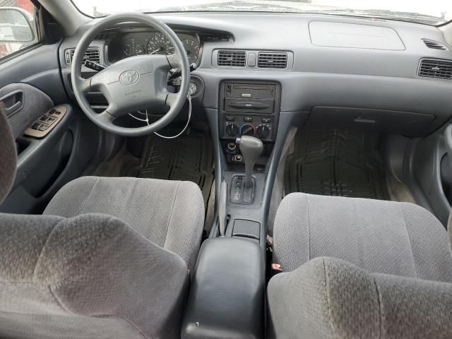 2000 Toyota Camry CE