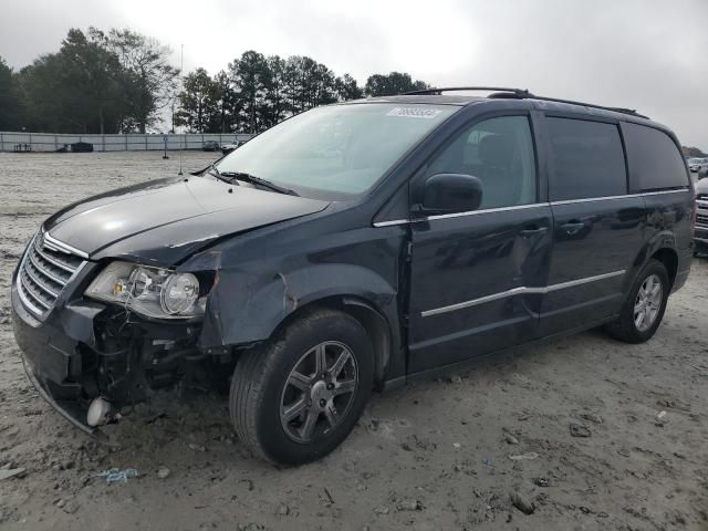 2010 Chrysler Town & Country Touring