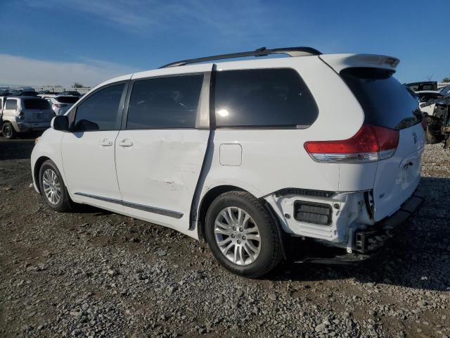 2012 Toyota Sienna XLE