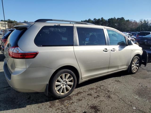 2017 Toyota Sienna LE