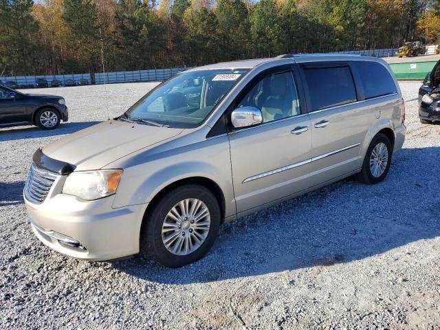 2013 Chrysler Town & Country Limited