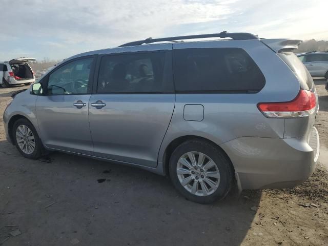 2013 Toyota Sienna XLE