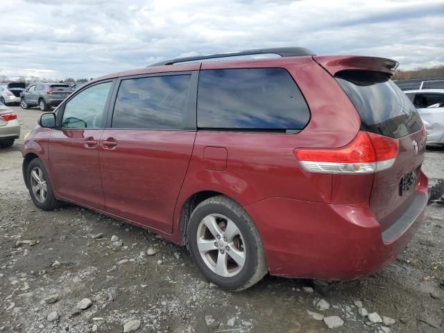 2011 Toyota Sienna LE