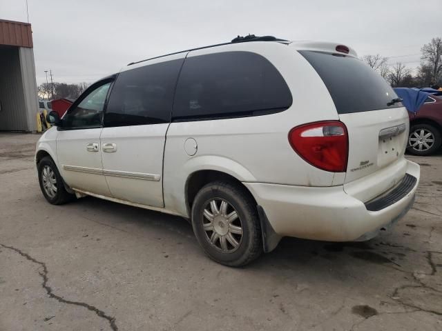 2005 Chrysler Town & Country Touring