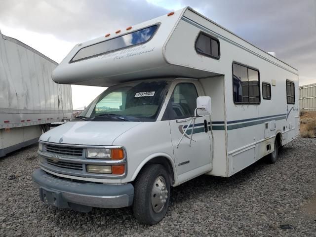 2001 Fouw 2001 Chevrolet Express G3500