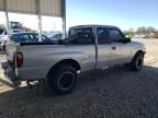 2002 Mazda B2300 Cab Plus