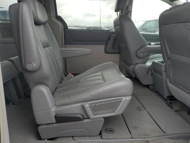 2008 Chrysler Town & Country Touring