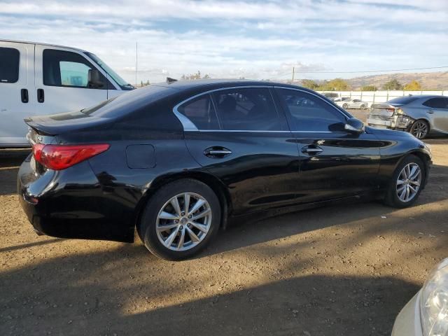 2015 Infiniti Q50 Base