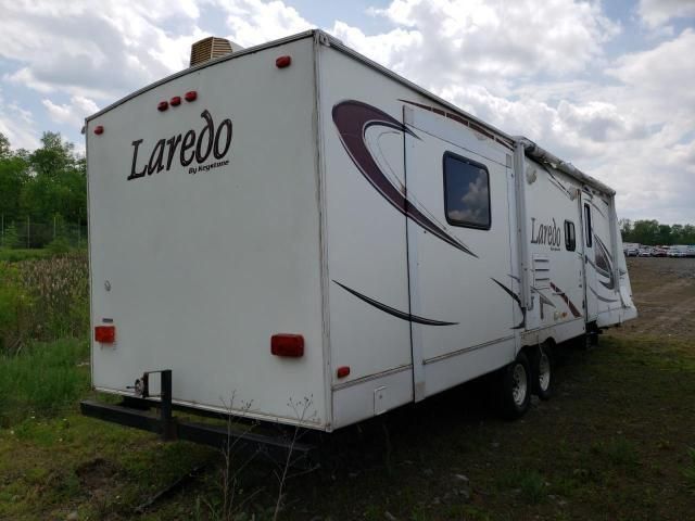 2009 Laredo Camper