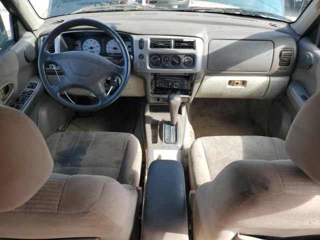 2002 Mitsubishi Montero Sport XLS