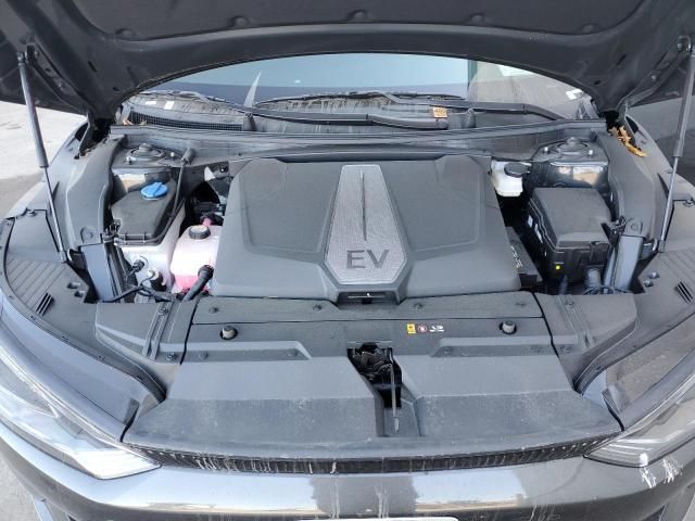 2024 KIA EV6 Light