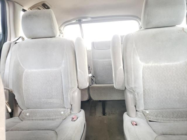 2005 Toyota Sienna CE