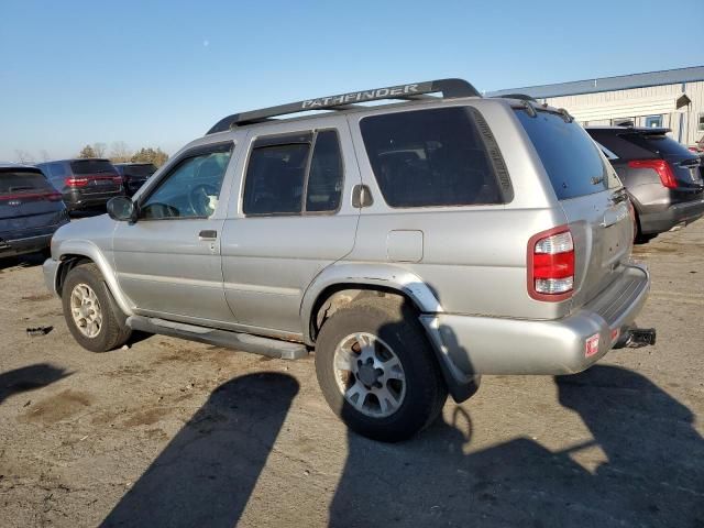 2004 Nissan Pathfinder LE