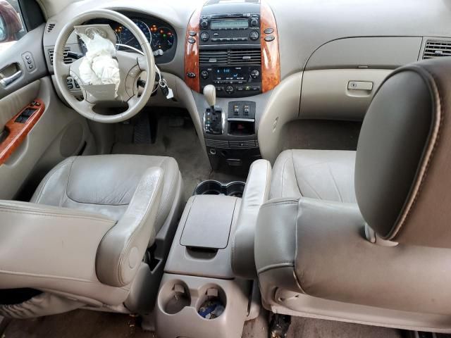 2008 Toyota Sienna XLE