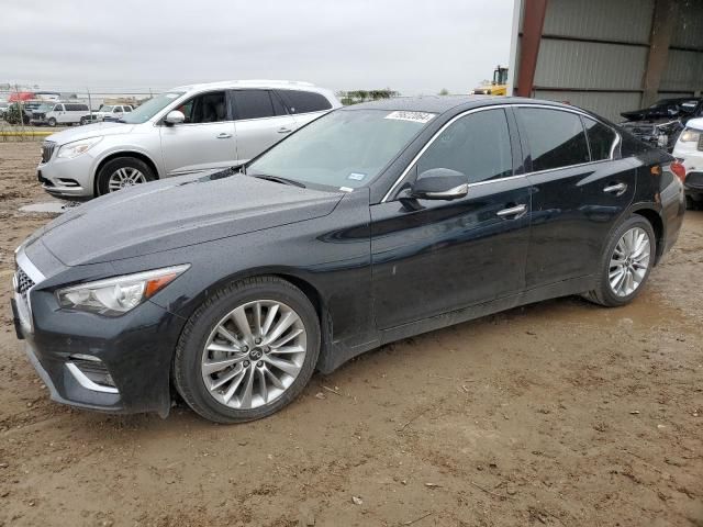 2022 Infiniti Q50 Luxe