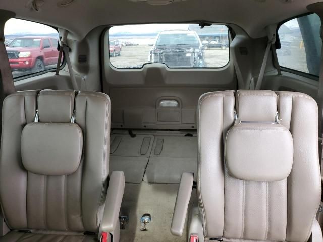 2012 Chrysler Town & Country Touring