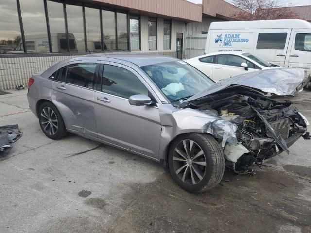 2014 Chrysler 200 Touring