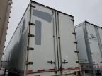 2001 Strick Trailers Trailer