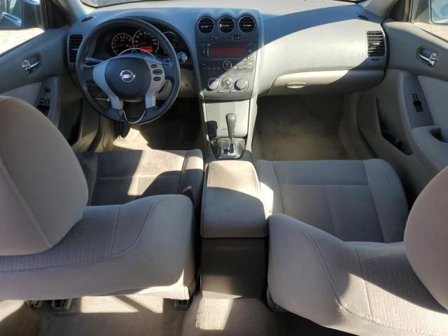 2010 Nissan Altima Base