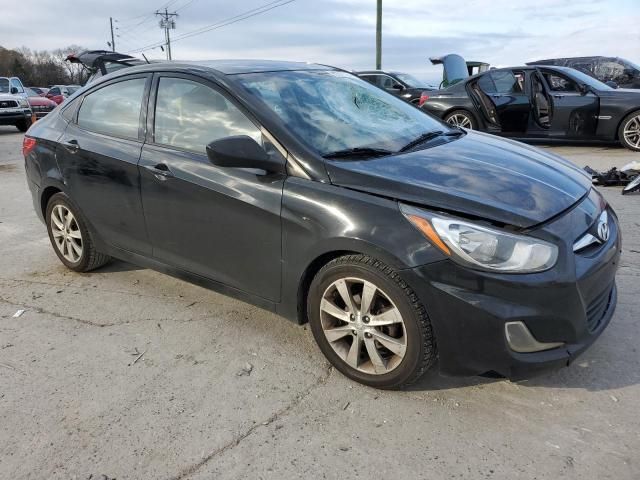 2013 Hyundai Accent GLS