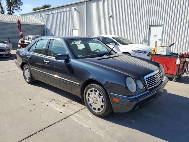 1998 Mercedes-Benz E 320