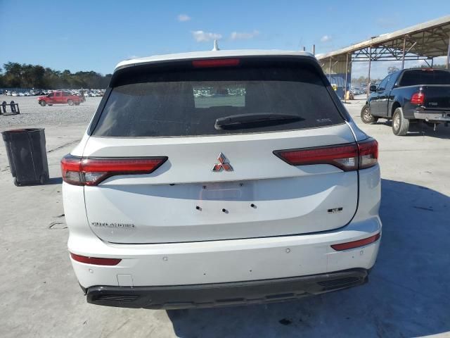 2023 Mitsubishi Outlander SE