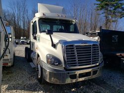 Freightliner salvage cars for sale: 2018 Freightliner Cascadia 125