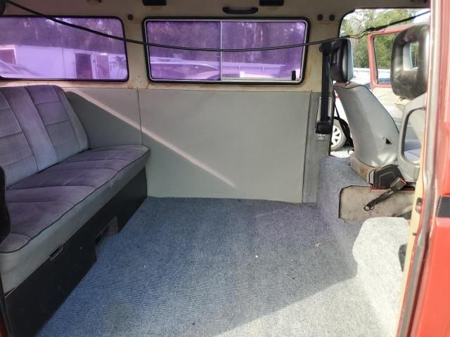 1987 Volkswagen Vanagon Bus