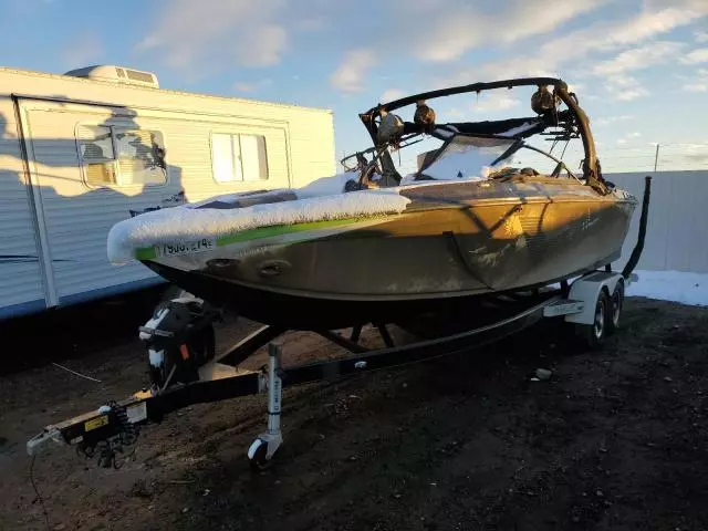 2013 Tiger Skiboat