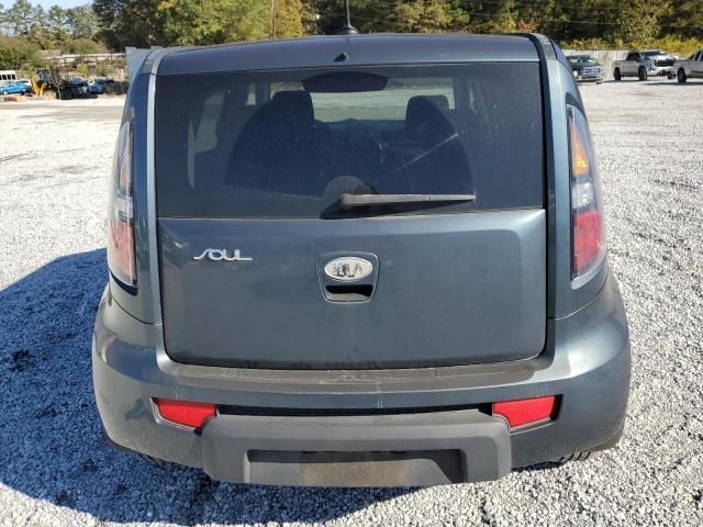 2011 KIA Soul +