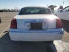 2001 Lincoln Town Car Signature