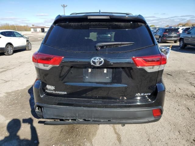 2019 Toyota Highlander SE