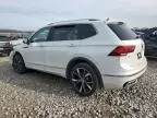 2024 Volkswagen Tiguan SEL R-LINE Black