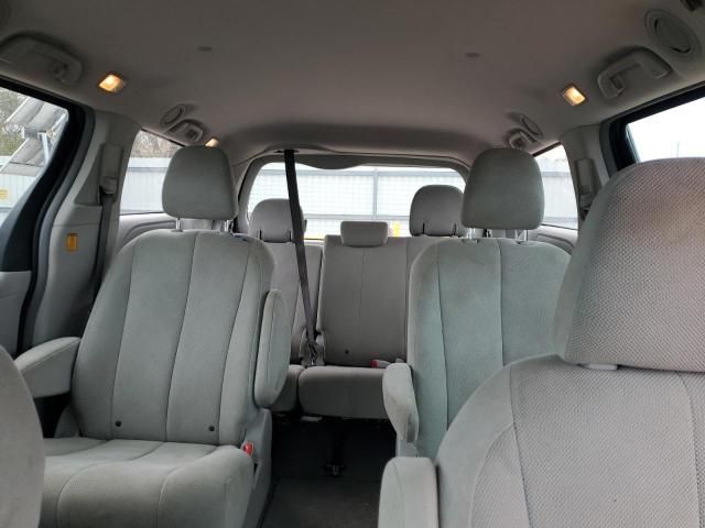 2011 Toyota Sienna Base