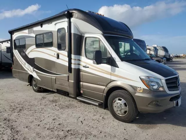 2015 Wino 2015 MERCEDES-BENZ Sprinter 3500