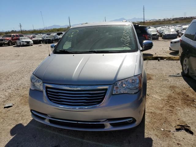 2015 Chrysler Town & Country Touring L