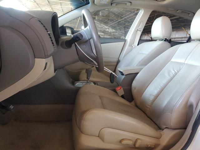 2010 Nissan Altima Base