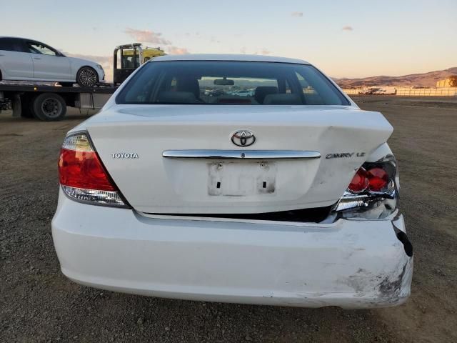 2005 Toyota Camry LE