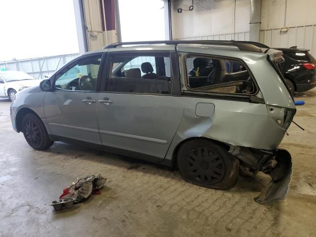 2007 Toyota Sienna CE