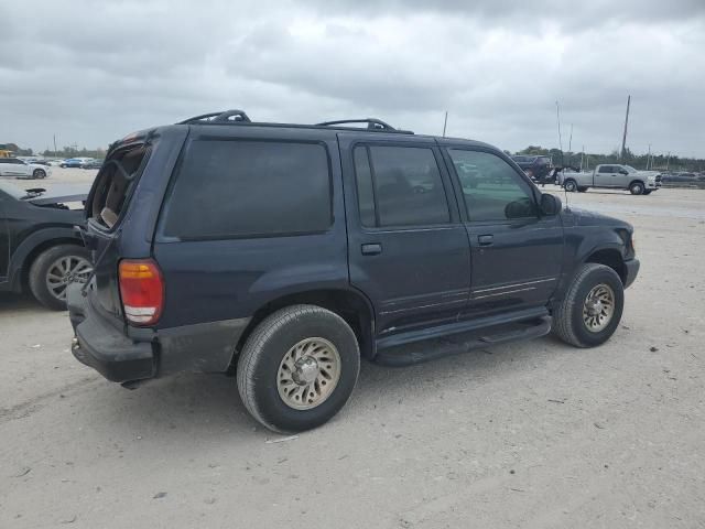 2000 Ford Explorer XLS