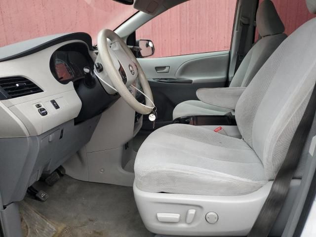 2012 Toyota Sienna LE