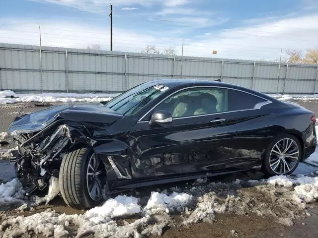 2018 Infiniti Q60 Luxe 300