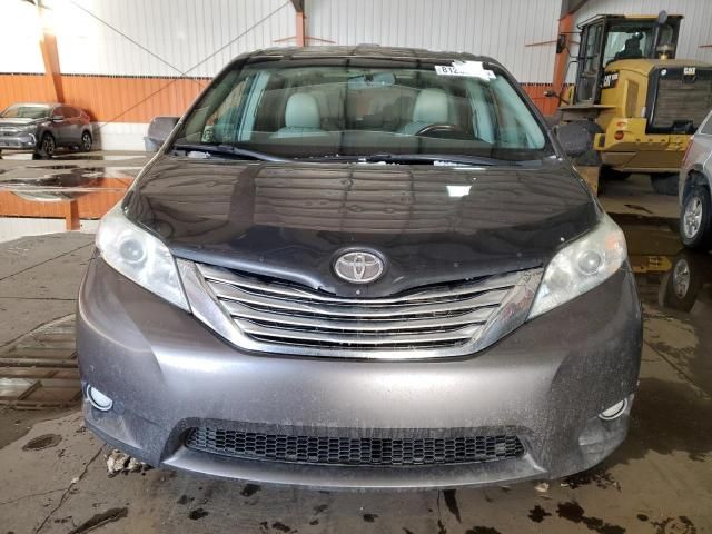 2011 Toyota Sienna XLE