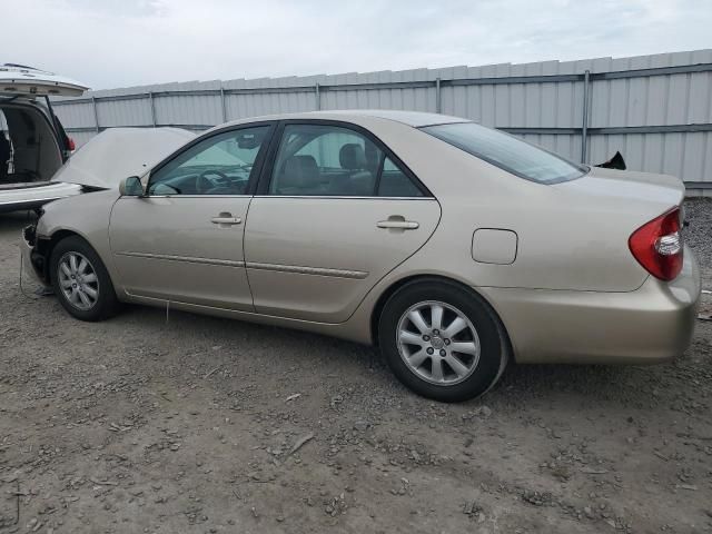 2004 Toyota Camry LE